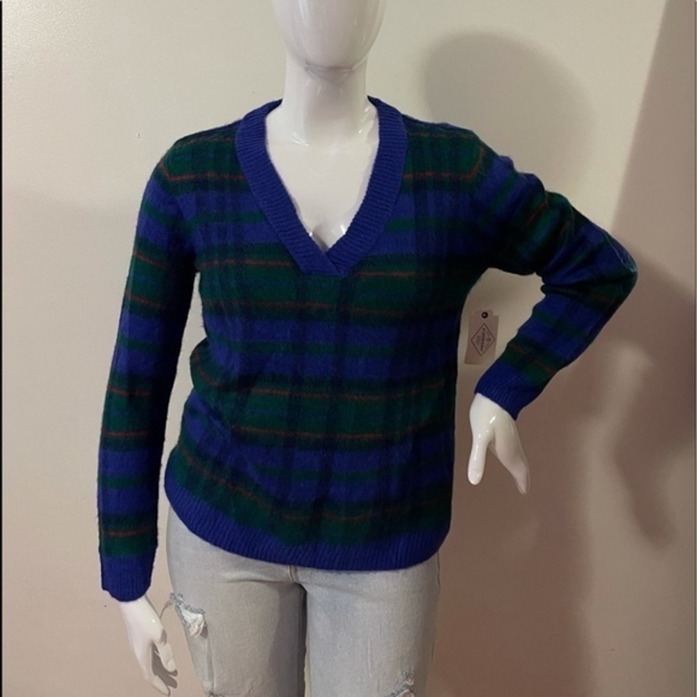 NWT St. John's‎ Bay Plaid Sweater size M